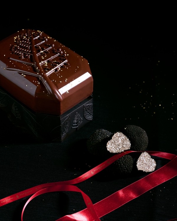 포시즌스호텔의 30만원대 케이크.