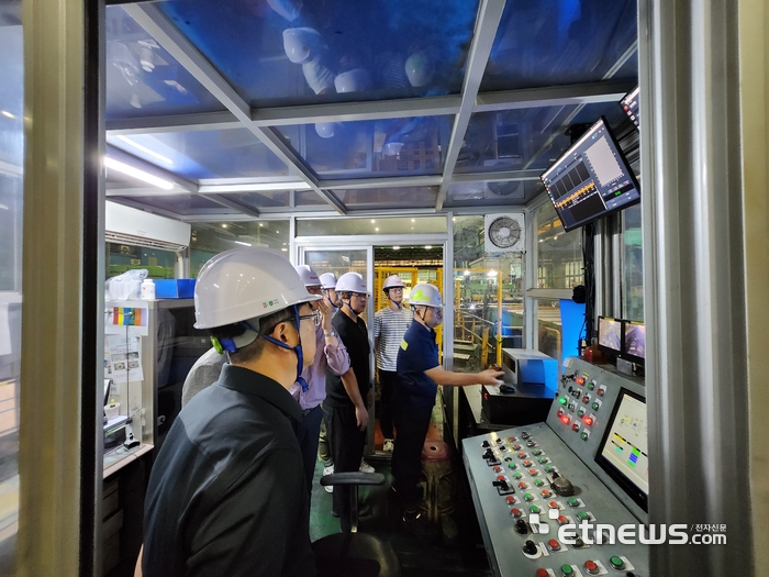 포항TP, 경북AX랩 통해 올해 AI 기술의 제조 현장 확산 위한 지원 대상 확대 계획