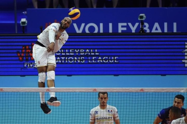 EarvinNgapethfromFrancespikestheball.jpg
