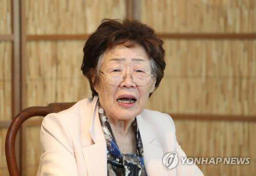 이용수 할머니 회견 후 2주…'자고 나면 커진' 정의연 의혹