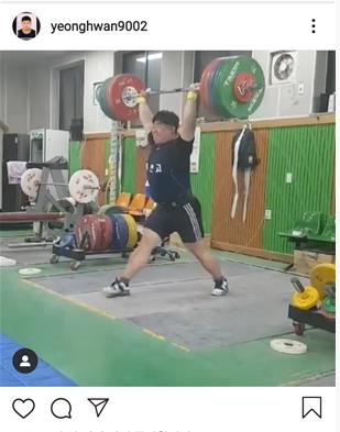 <b>송영환</b>, <b>역도</b> 남자 최중량급 <b>용상</b> 한국 주니어<b>신기록</b>