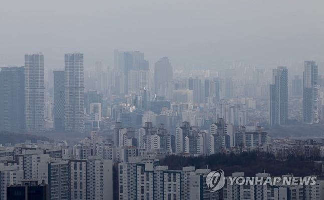 부동산 시장 악화에 대부업 담보대출 연체율 10%대로 껑충