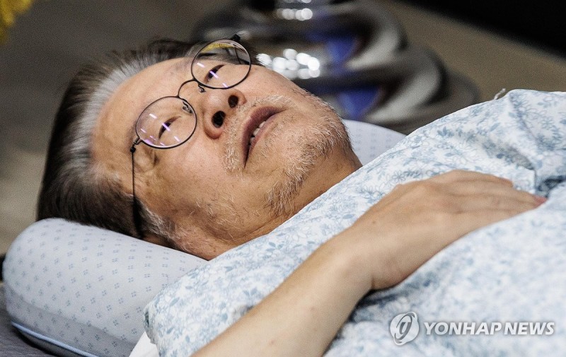 병상 누운 이재명…초유의 野대표 영장심사, 언제 어떻게 열리나