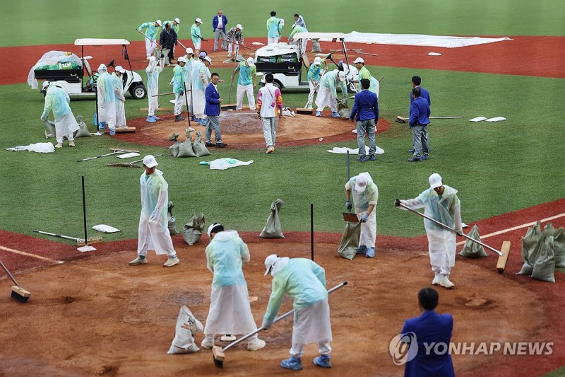 [아시안게임] 한국 <b>문동주</b>-대만 린여우민, 금메달 놓고 리턴매치
