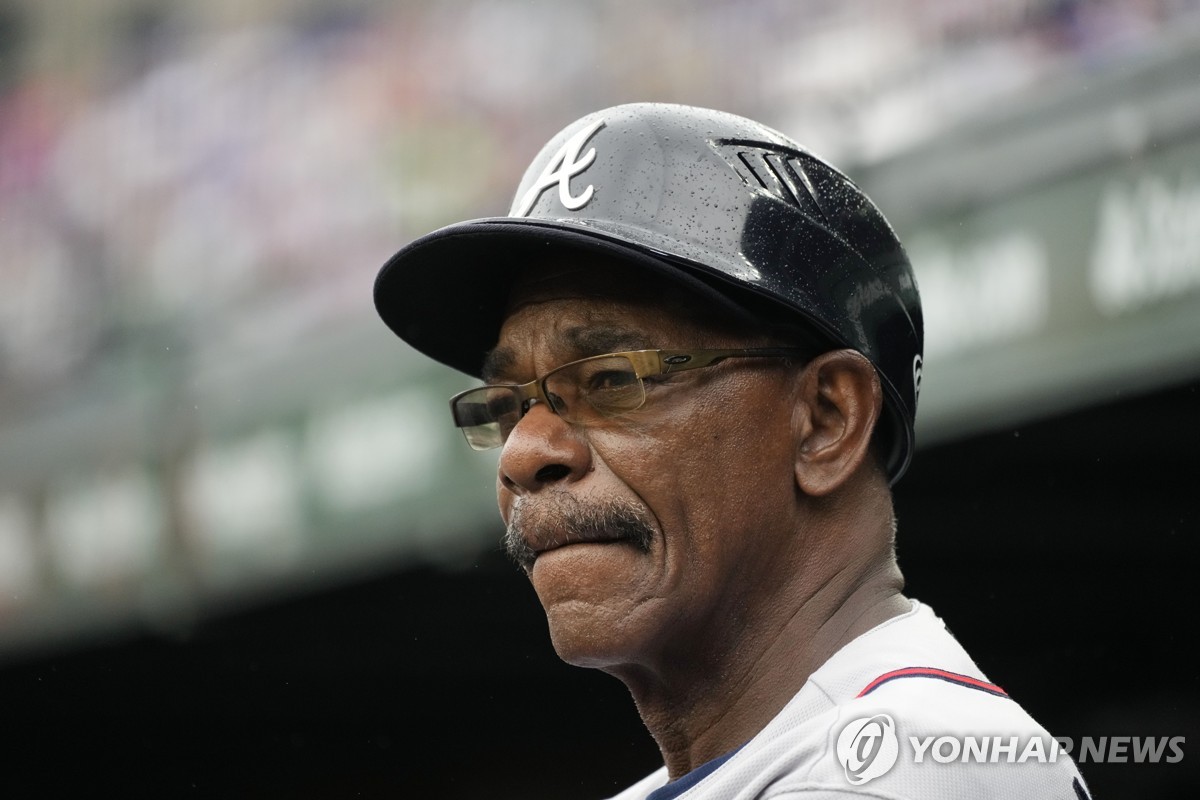 MLB <b>에인절스</b> 새 <b>감독</b>에 71세 베테랑 워싱턴 전 텍사스 <b>감독</b>