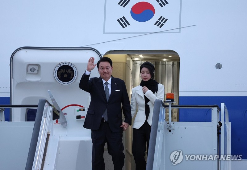 尹<b>대통령</b>, 런던 도착…3박4일 <b>영국</b> 국빈방문 시작