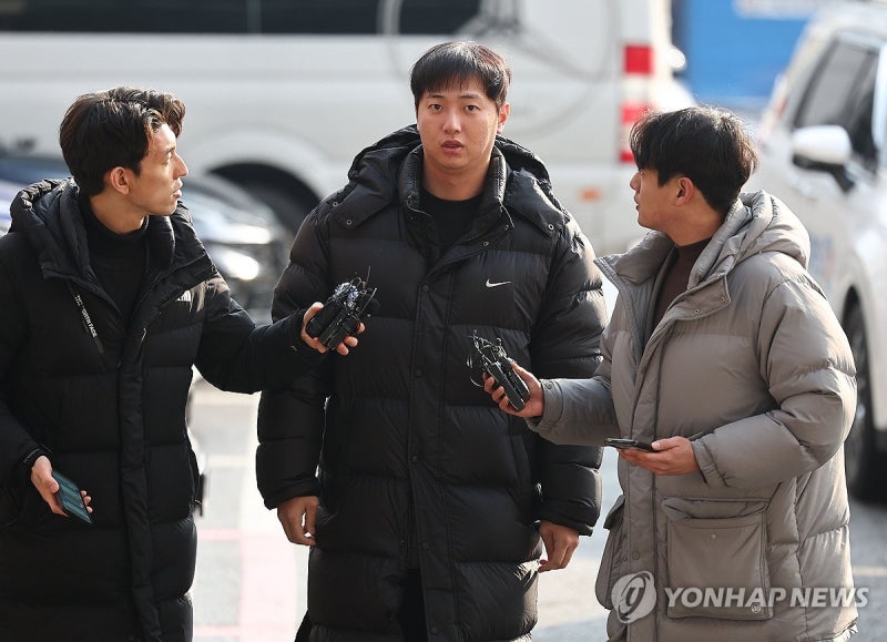 <b>경찰</b>, '<b>김하성</b> 공갈·명예훼손 혐의' <b>임혜동</b> 소환 조사