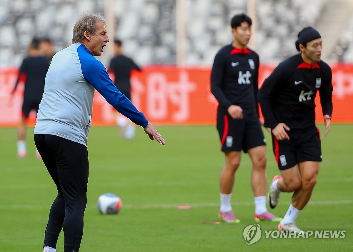 클린스만호, 내달 6일 이라크와 UAE서 <b>아시안컵 최종 모의고사</b>