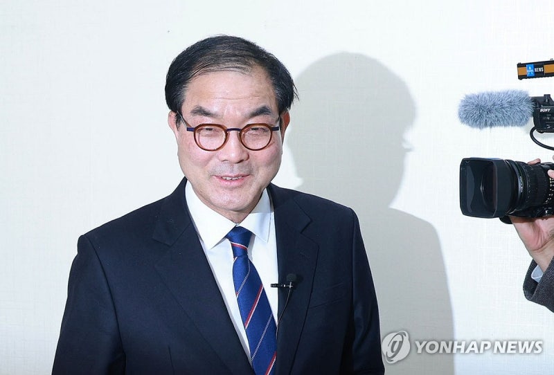 <b>이낙연</b> 최측근 "<b>대장동</b> 의혹 최초 제보자는 나…李엔 보고안해"