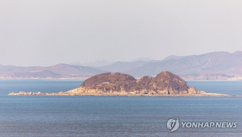 [2보] <b>연평도 주민 대피령</b>…면사무소 "북 도발 관련 대피"