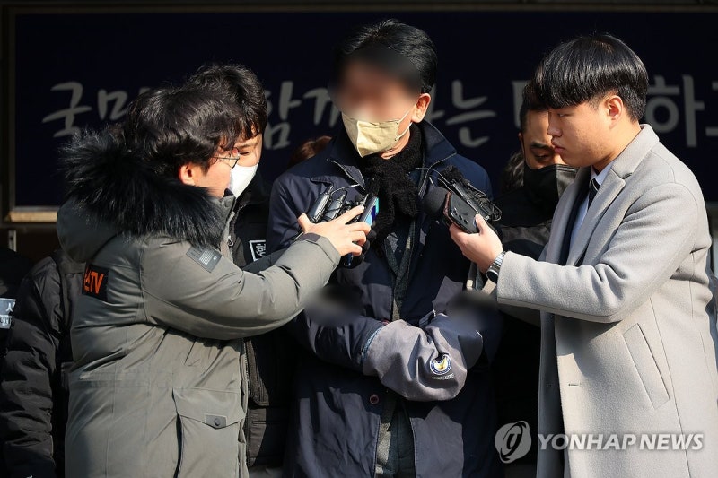 경찰 "<b>이재명</b> 습격범, 주관적 <b>정치</b>신념에 경도돼 극단적 범행"(종합2보)