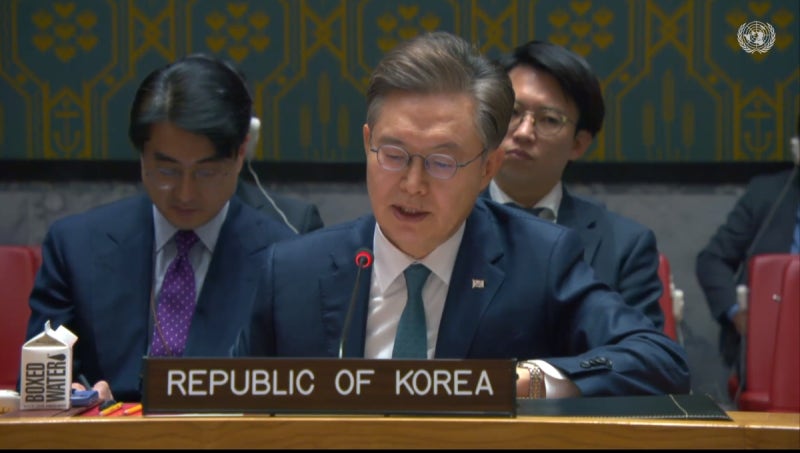 <b>유엔대사</b> "러에 <b>미사일</b> 제공한 北, 타국에 수출 확대 가능성"