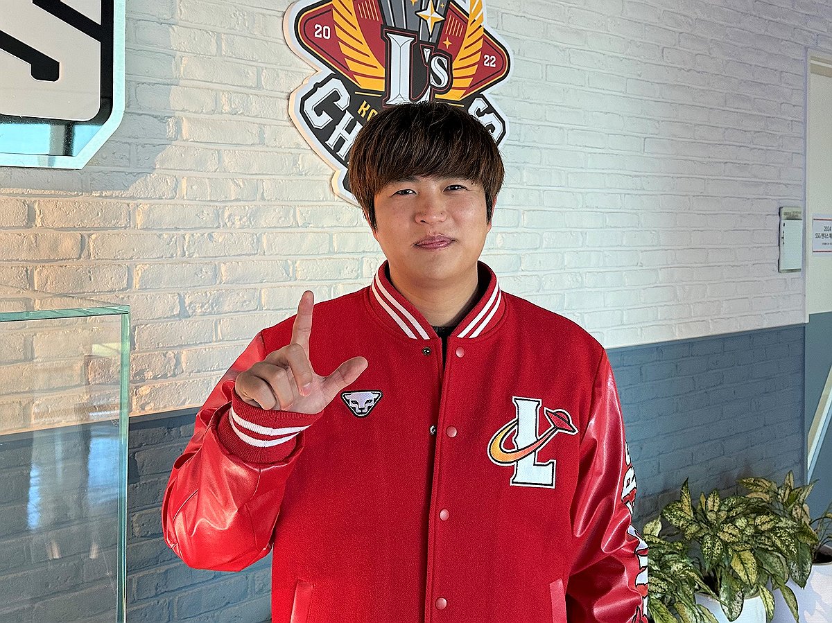 SSG, 내부 FA <b>김민식</b>과 2년 5억원에 계약