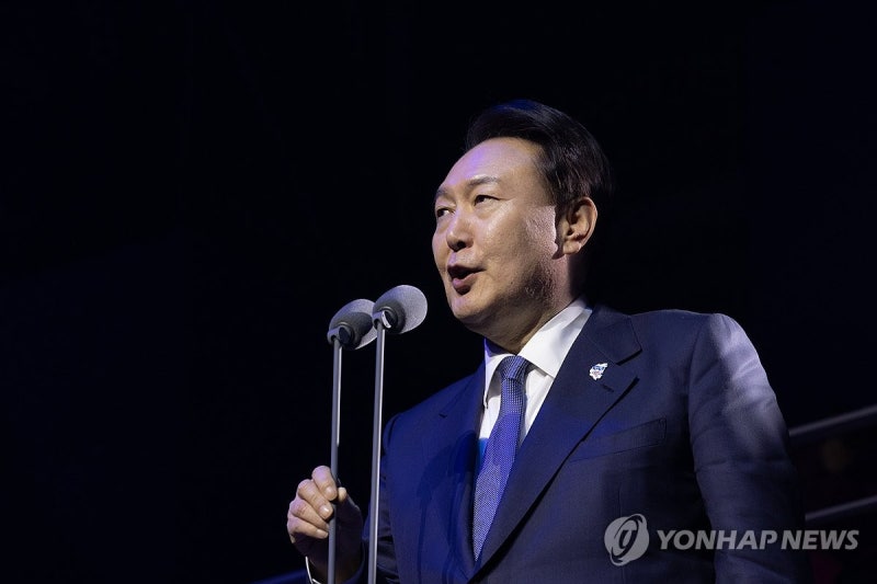 尹 "<b>단통법</b> 폐지 전에도 단말기 <b>가격</b> 실질 인하할 방안 강구"