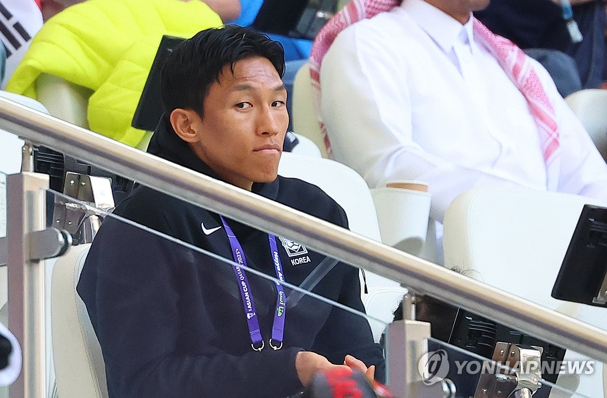 [아시안컵] 부상 골키퍼 <b>김승규</b> 귀국…연습 <b>파트너</b>로 <b>김준홍</b> 합류