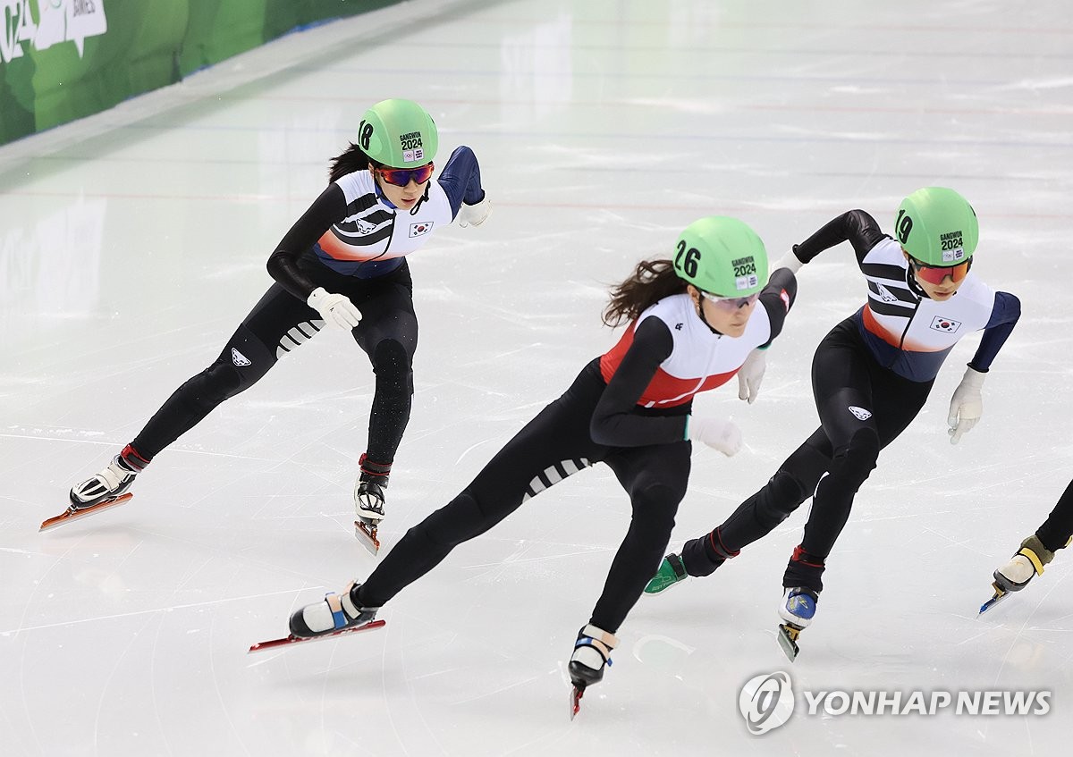 <b>강민지</b>·<b>정재희</b> 나란히 은·동메달 차지
