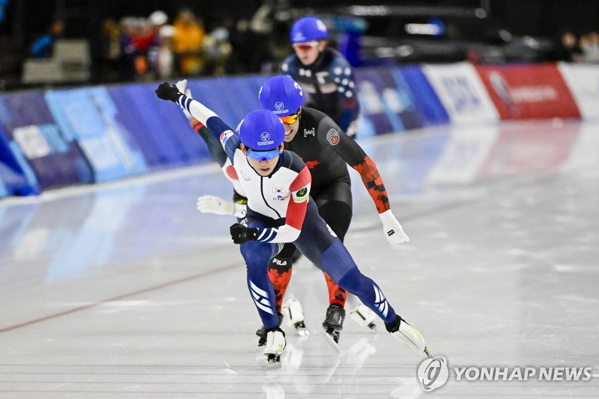 빙속 <b>정재원</b>, <b>월드컵 5차</b> 매스스타트 금메달…이승훈 13위