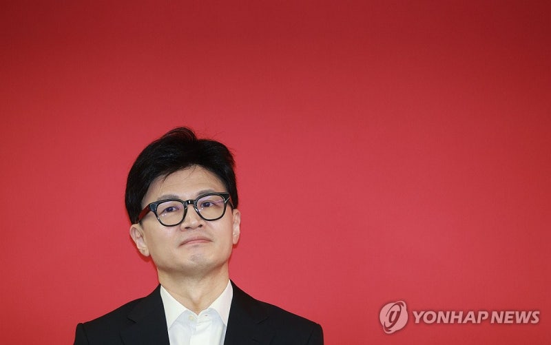 <b>한동훈</b> "<b>이재명 때문</b>에 못 정하는 선거제…민주당 정신차려야"
