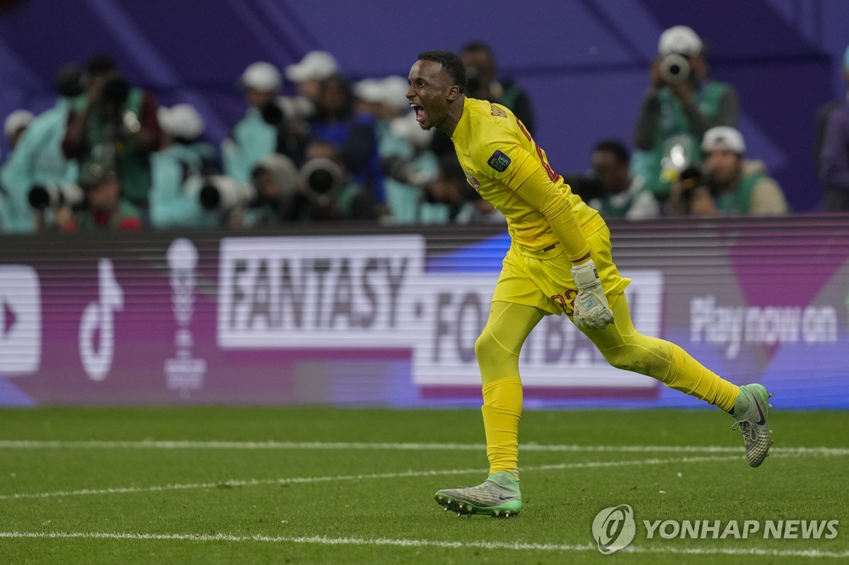 [아시안컵] 개최국 <b>카타르</b>, 우즈베크 승부차기 끝에 꺾고 4강 진출