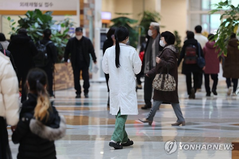 <b>대통령실</b>, 의대증원에 "돌이킬 수 없어…<b>의사</b> 단체행동 명분없다"