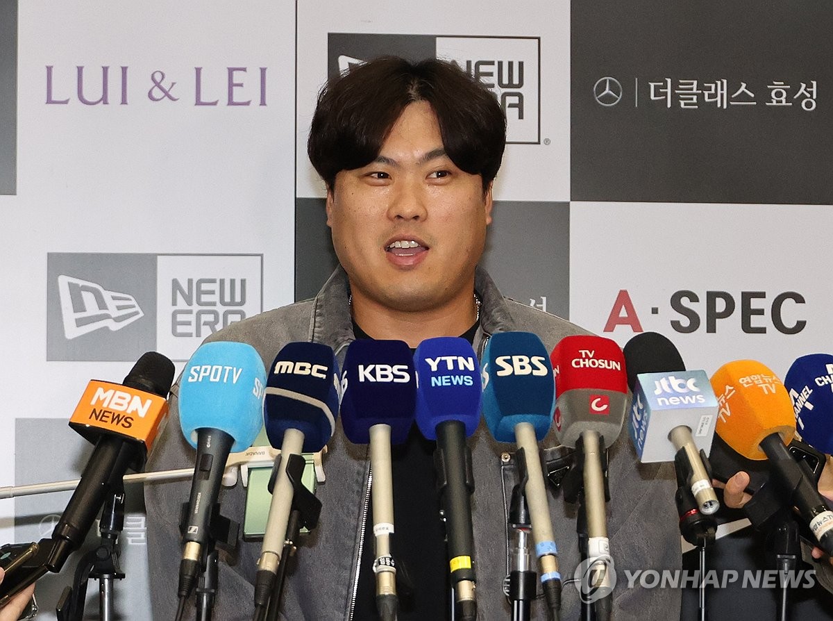 사인만 남은 <b>류현진 한화 복귀</b>…금주 안엔 공식 발표될 듯