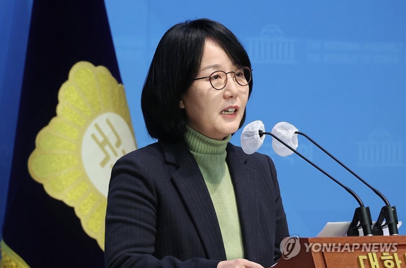 與, <b>김현아</b> 단수<b>공천 보류</b>…"검찰수사 상황 재검토"(종합)