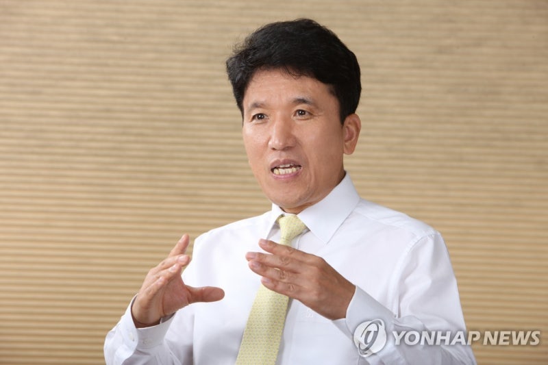 법원 "함영주 <b>하나금융</b> 회장 'DLF <b>중징계</b>' 취소"