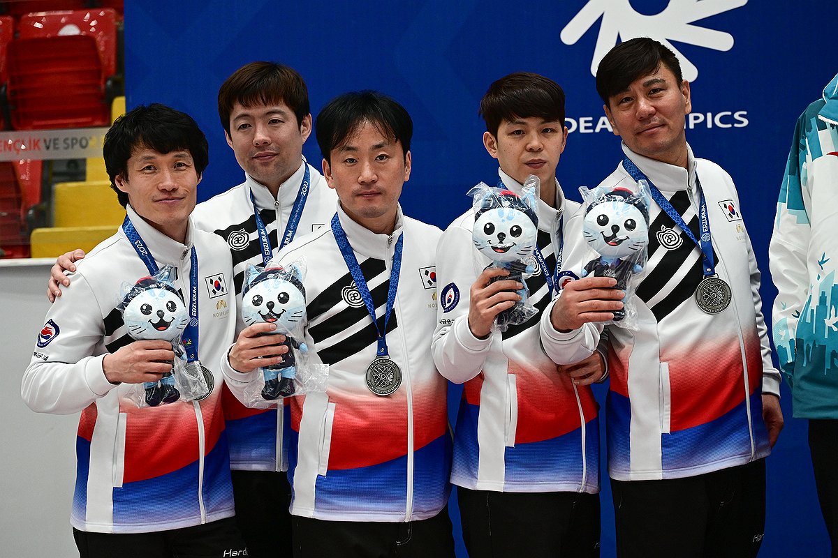한국 남자 <b>컬링</b>, 동계<b>데플림픽</b> 단체전 <b>은메달</b>