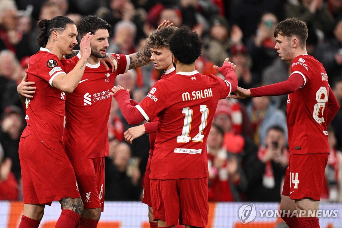 <b>리버풀</b>, 프라하 6-1로 대파…합산 11-2로 유로파리그 <b>8강</b> 진출