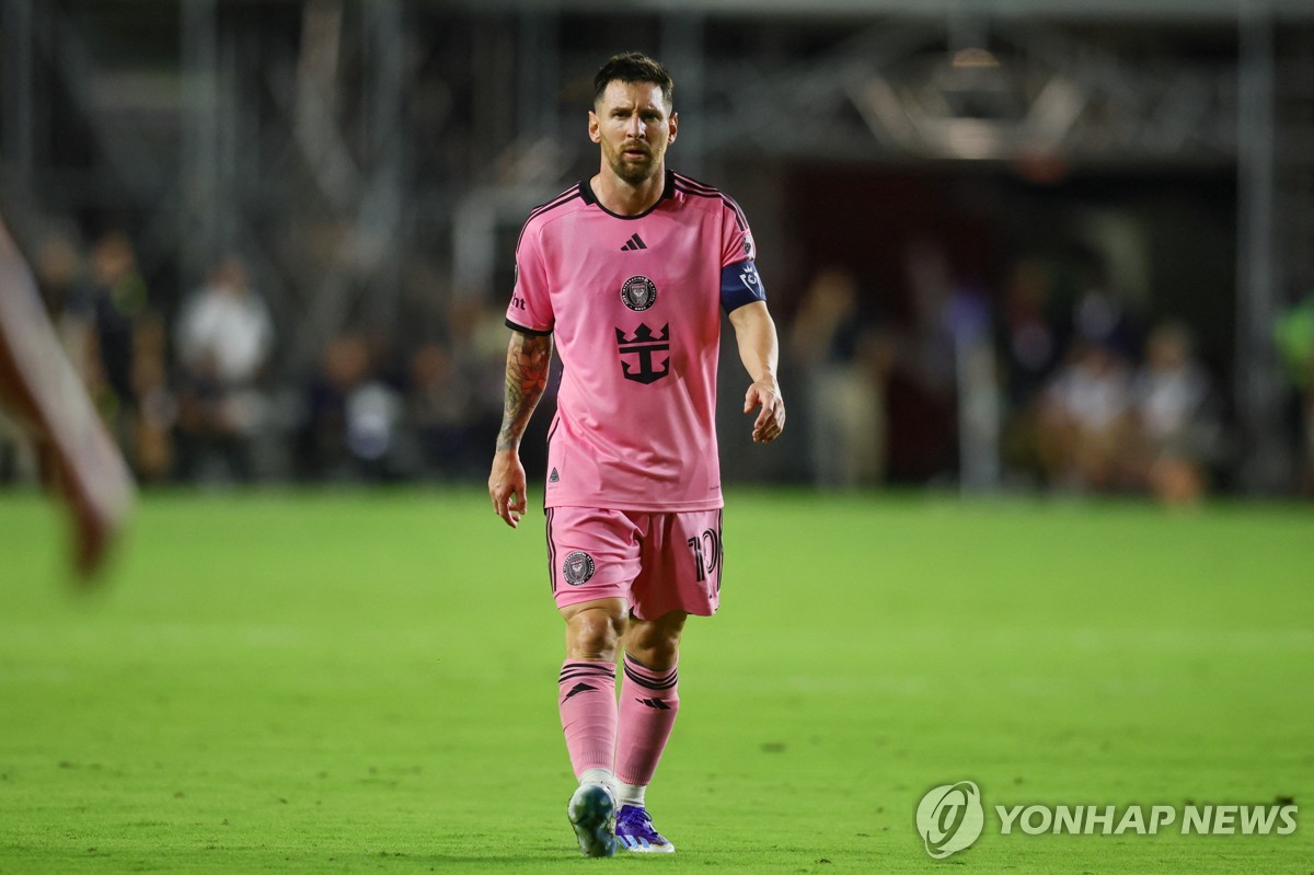 <b>메시</b>, <b>햄스트링</b> 부상으로 아르헨티나 3월 친선전 '결장'