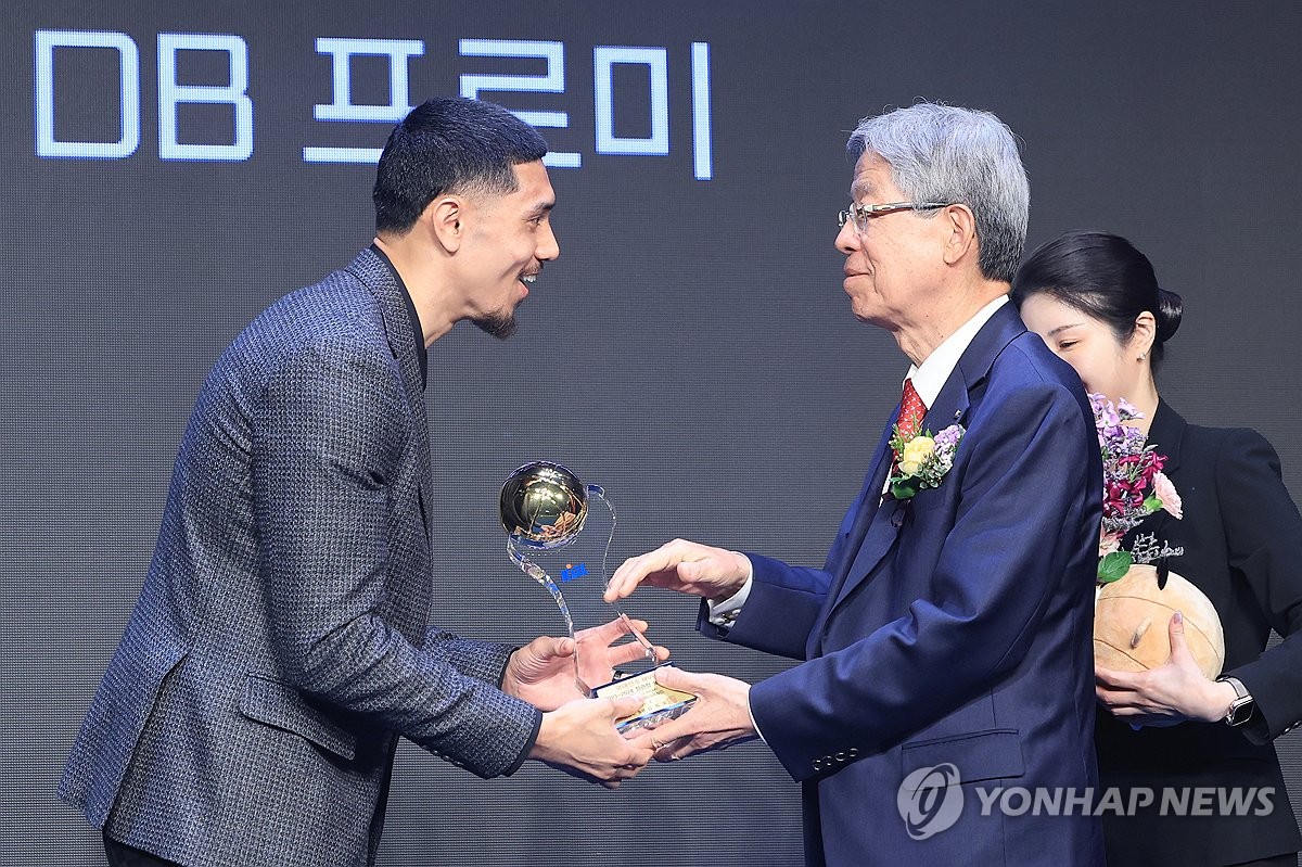 프로농구 국내<b>선수</b> MVP 원주 <b>이선</b> 알바노