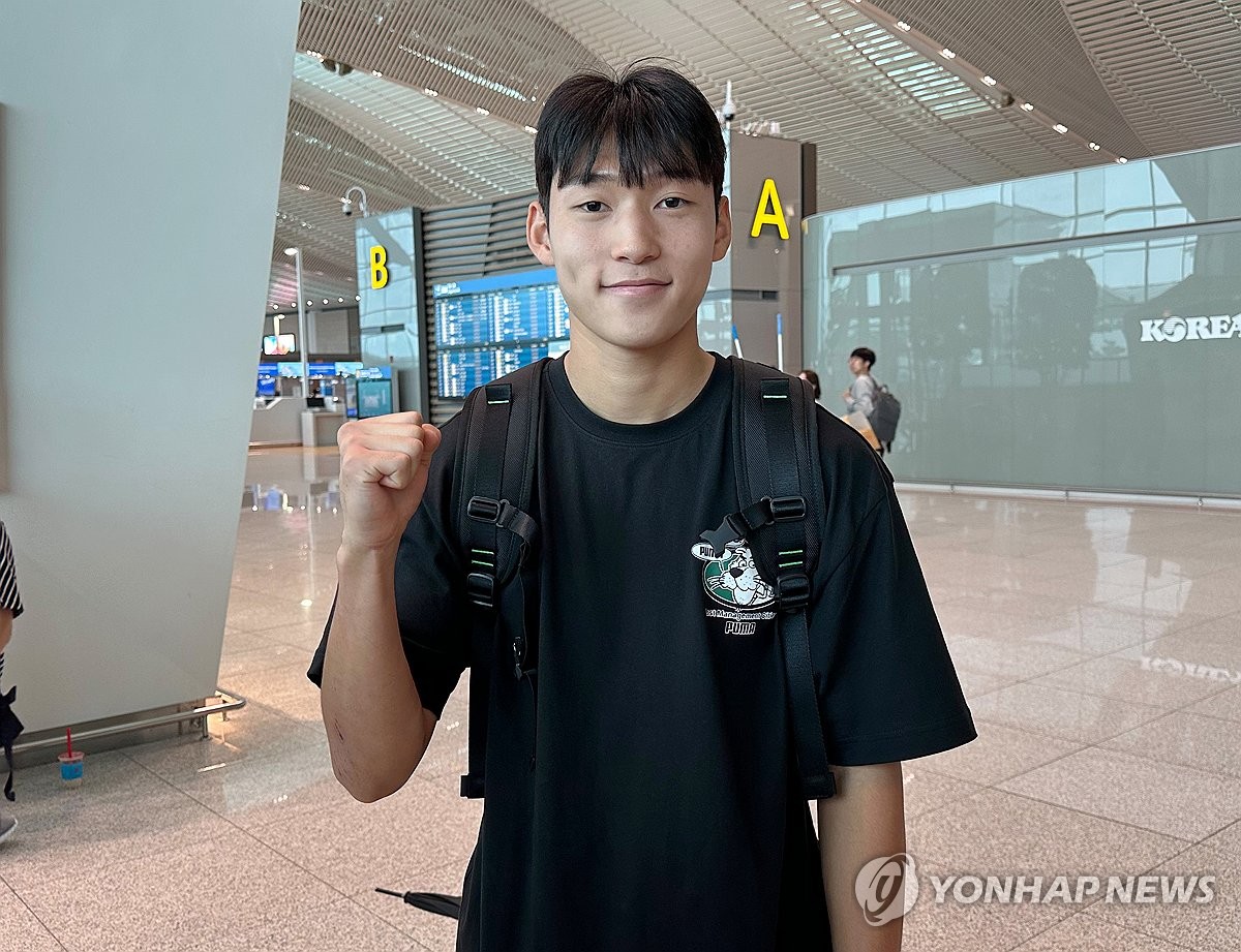 '에이스' <b>배준호</b>, 지난달에 이어 <b>스토크시티</b> 3월 이달의 <b>선수</b>