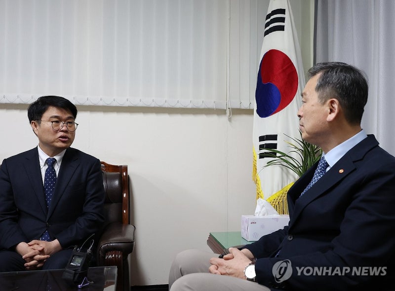 천도교 찾은 <b>임현택</b> 의협 회장 <b>당선인</b>