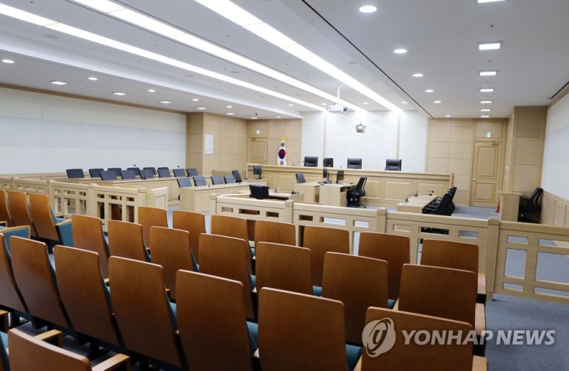"금지약물 몰랐다" 위증한 <b>송승준</b>·<b>김사율</b> 전 롯데선수 2심 집유