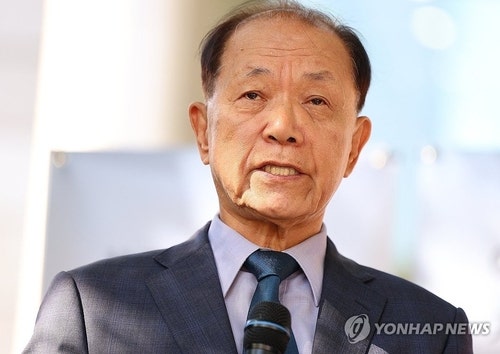 與 <b>비대위원장</b>에 <b>황우여 지명</b>…"공정하게 전대 관리할 분"(종합)