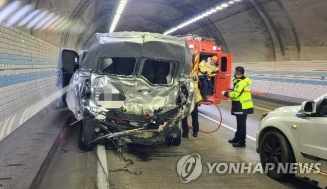 사고 피해차량
[연합뉴스 자료사진]