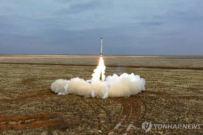 Image shows Iskander K missile being launched during a military exercise in 2022 [AP/Russian Ministry of Defense=Yonhap News Agency file photo. Redistribution and DB prohibited]