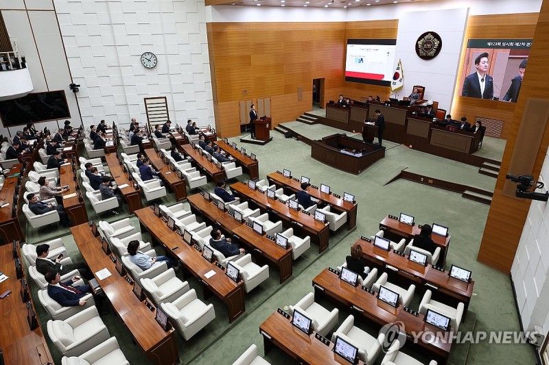 <b>오세훈</b> "이승만<b>기념관</b>은 국민공감대 전제…여론 지켜보는 중"