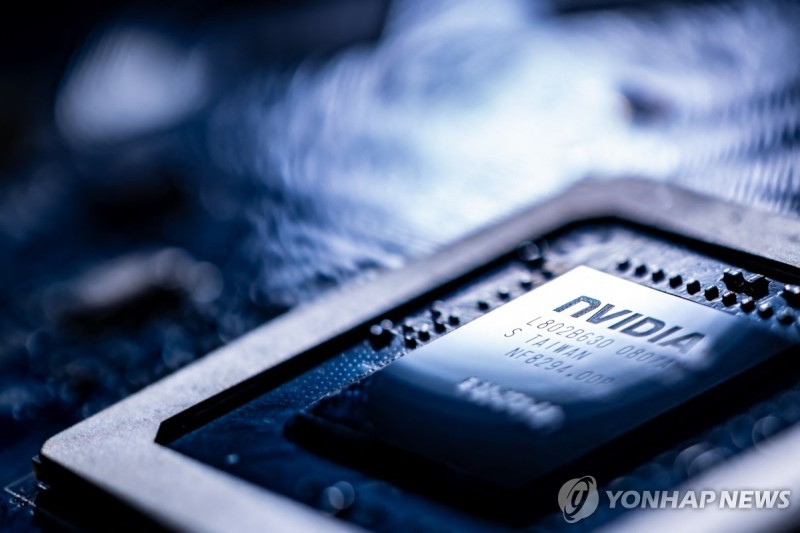 <b>엔비디아</b> 주가 <b>이틀</b> 연속 3%대 하락…차익실현·경계감 커져