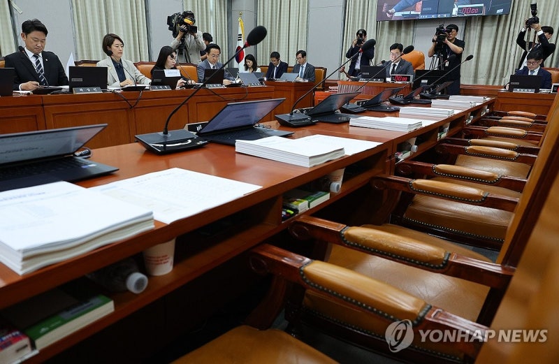 운영위, <b>대통령실</b> 현안질의…野 '<b>채상병</b>·김여사' 공세 예고