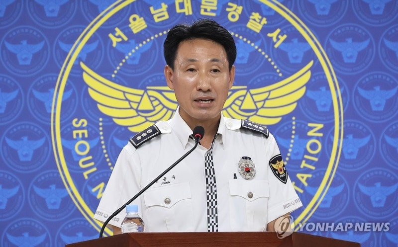 [속보] 경찰 "마지막 사고지점과 정차지점서 <b>스키드마크</b> 확인"