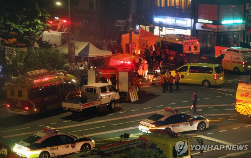 <b>시청역 역주행</b> 운전자 출국금지 신청…검찰서 미승인