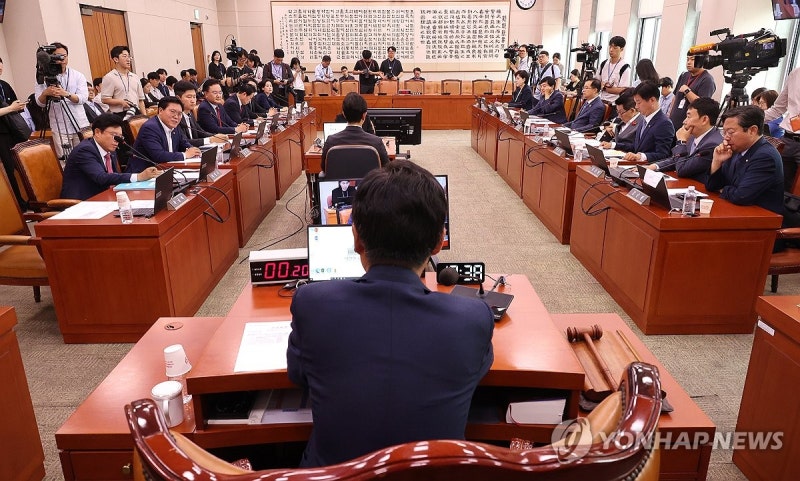 법사위, 오늘 '尹<b>탄핵</b> 국민<b>청원</b>' 청문회 계획서 채택