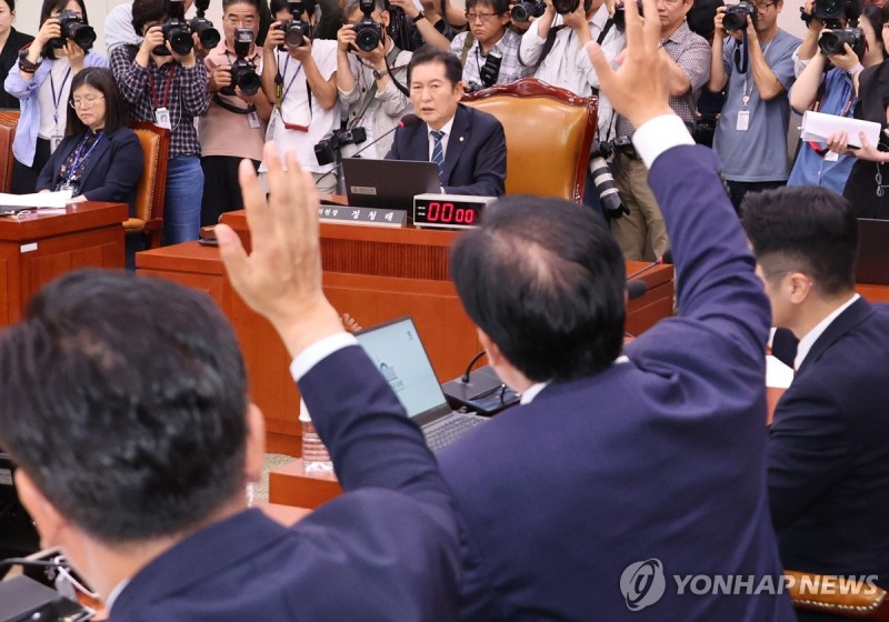 野, 19·26일 법사위서 '尹<b>탄핵</b>청원 청문회'…金여사 <b>증인</b>채택(종합2보)