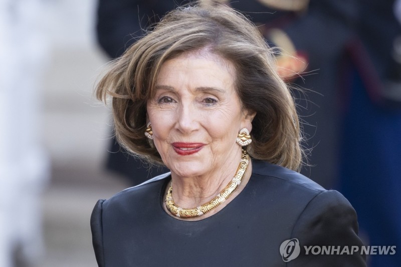 <b>버팀목</b> 펠로시·모금 도운 <b>클루니</b>까지…'<b>바이든</b> 사퇴론' 폭발(종합2보)