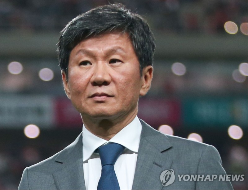 "<b>홍명보</b> 감독 선임은 <b>업무방해</b>"…시민단체, <b>정몽규</b> 회장 경찰 고발