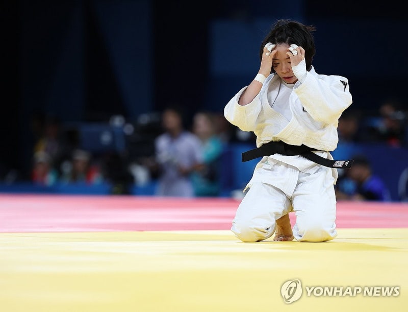 [올림픽] 한국 <b>유도</b> 첫 주자 <b>이혜경</b>, 누르기 한판패로 <b>32강</b> 탈락