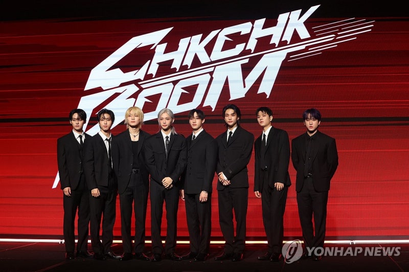 <b>스트레이</b> 키즈, 미국 '빌보드 200' 다섯 작품 연속 <b>1위</b>
