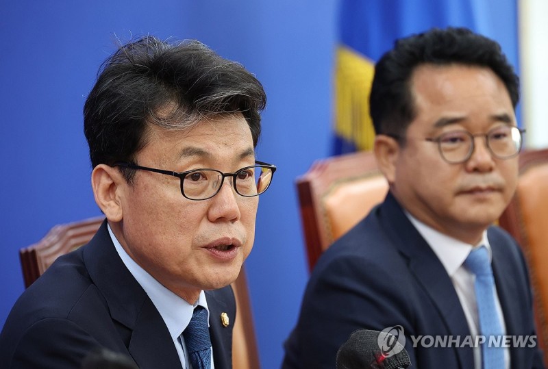 <b>민주</b> "코리아부스트업 <b>프로젝트</b> 추진…'1인 지배'기업구조 개선"
