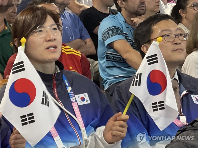 [올림픽] <b>장미란</b> 문체부 차관, IOC <b>부위원장</b> 만나 재발 방지 요청